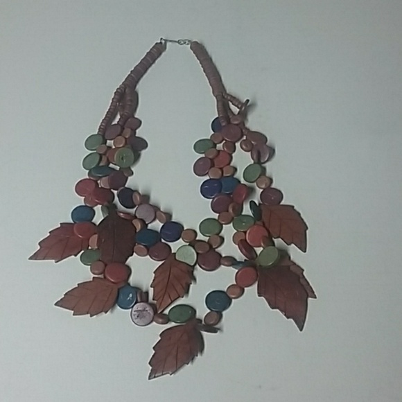 🍁Triple Strand Wooden Fall Leaves With Earrings🍁 - Picture 2 of 3